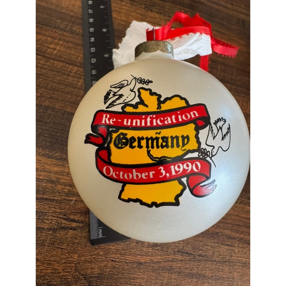 Vintage 1990 Re-unification Germany Glass Christmas Ornament Peace Doves 3 inch